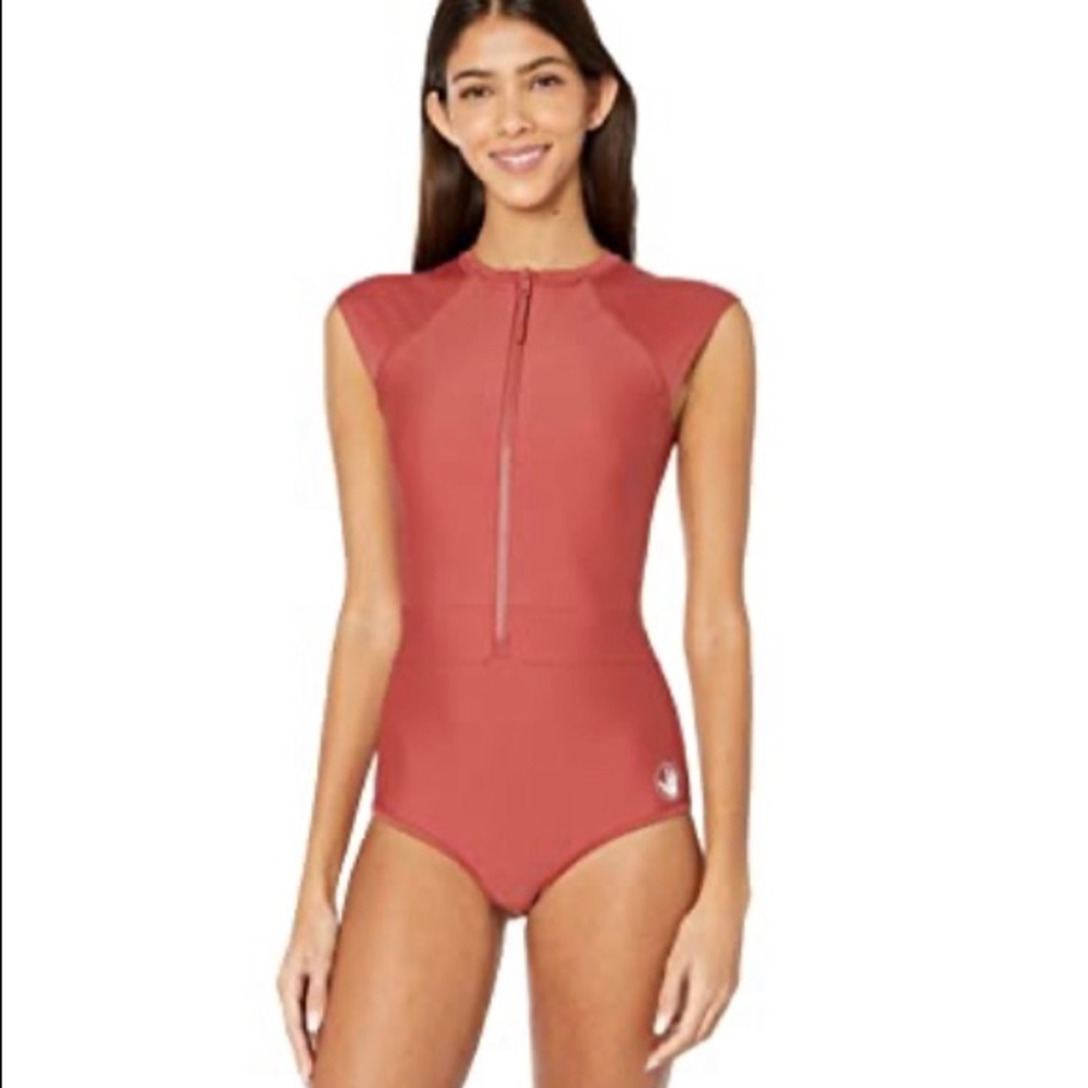 Body Glove Smoothies one piece- New! Color: Spice